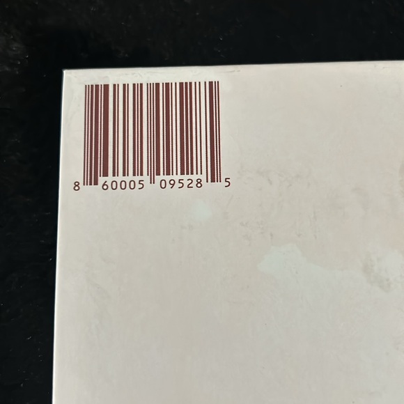 Flutter Habit Lashes - Picture 5 of 5